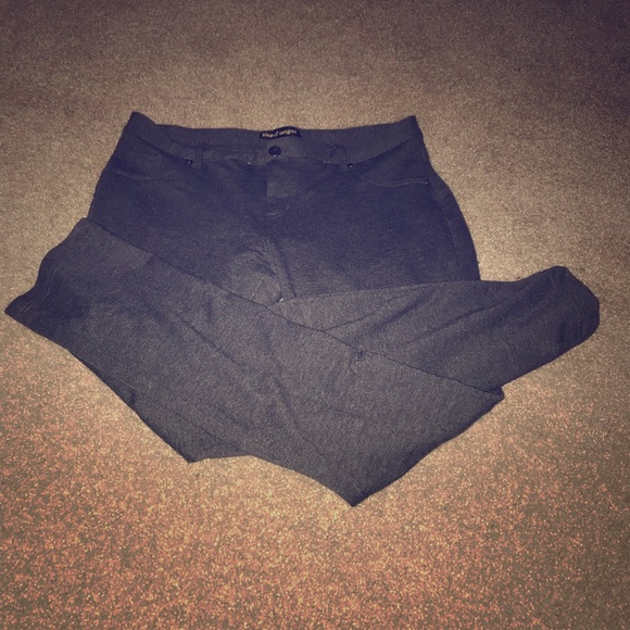 SOLD - Picture 1 of 4